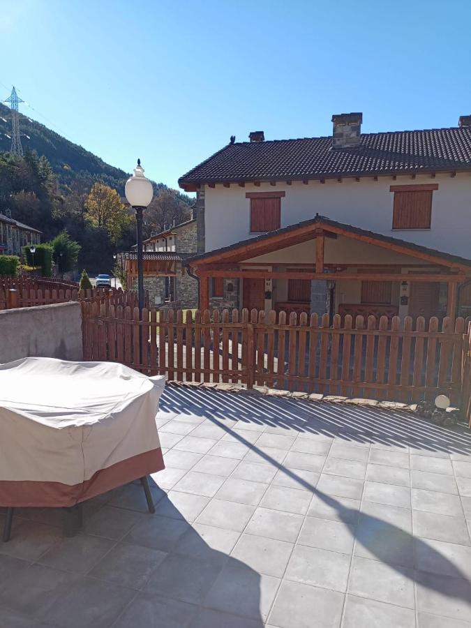 Pico La Selva Appartement Villanúa Buitenkant foto